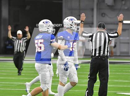 Thumbnail 3 in McQueen vs. Bishop Gorman (5A State Championship) photogallery.