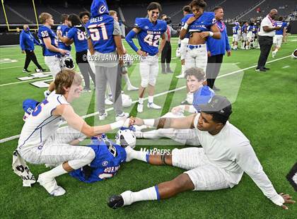 Thumbnail 2 in McQueen vs. Bishop Gorman (5A State Championship) photogallery.
