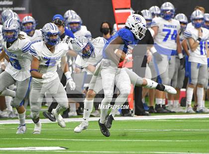 Thumbnail 2 in McQueen vs. Bishop Gorman (5A State Championship) photogallery.