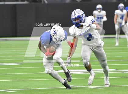 Thumbnail 3 in McQueen vs. Bishop Gorman (5A State Championship) photogallery.