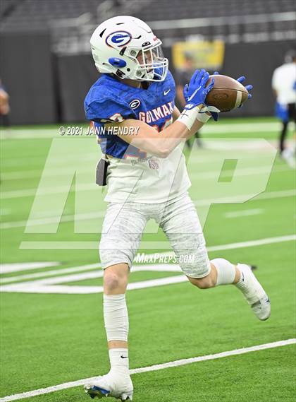 Thumbnail 1 in McQueen vs. Bishop Gorman (5A State Championship) photogallery.