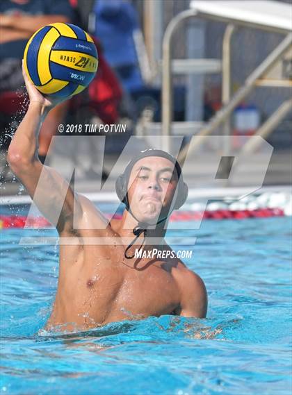 Thumbnail 2 in Vista vs Servite (CIF D3 SDS Regional) photogallery.
