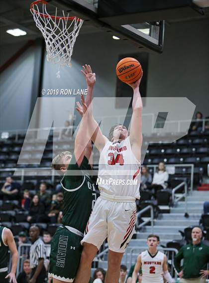 Thumbnail 1 in Mustang vs Catoosa photogallery.