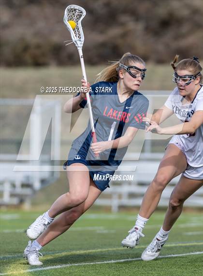 Thumbnail 3 in Lake Oswego @ Kent Denver (Scrimmage) photogallery.