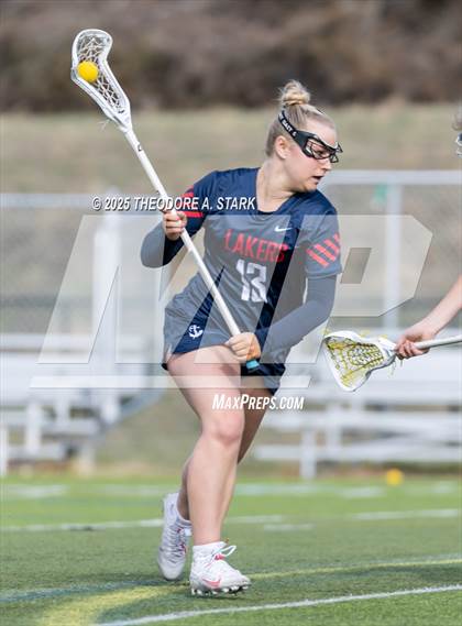 Thumbnail 2 in Lake Oswego @ Kent Denver (Scrimmage) photogallery.