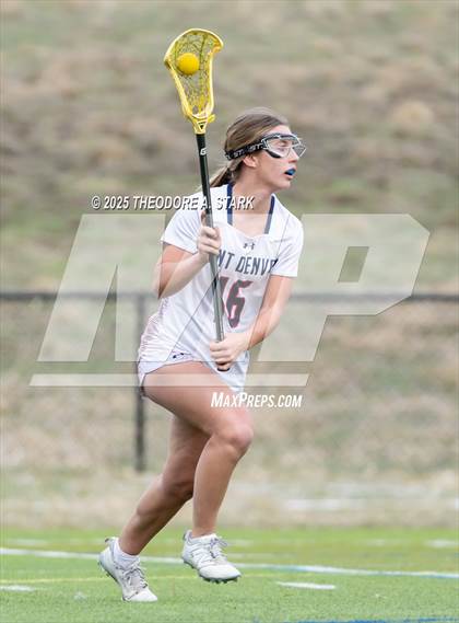Thumbnail 2 in Lake Oswego @ Kent Denver (Scrimmage) photogallery.