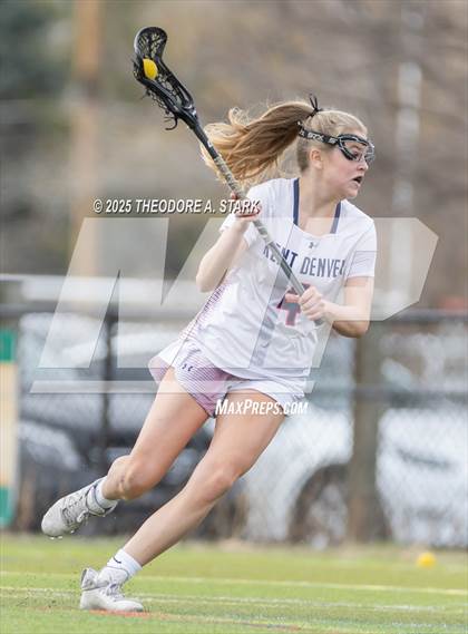 Thumbnail 1 in Lake Oswego @ Kent Denver (Scrimmage) photogallery.