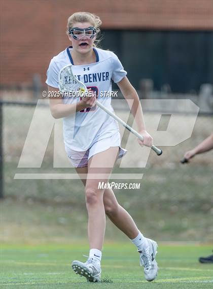 Thumbnail 1 in Lake Oswego @ Kent Denver (Scrimmage) photogallery.