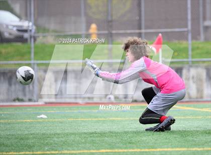 Thumbnail 3 in Newport - Bellevue photogallery.
