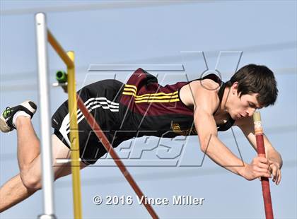 Thumbnail 3 in Sumner vs Enumclaw photogallery.