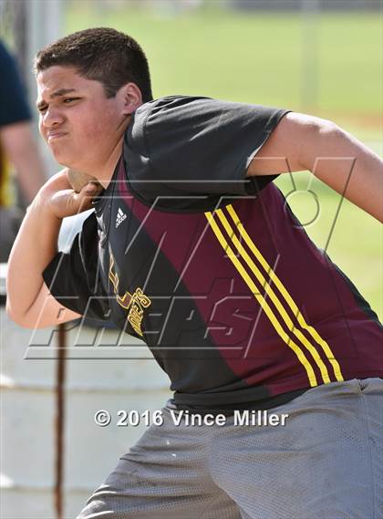 Thumbnail 2 in Sumner vs Enumclaw photogallery.