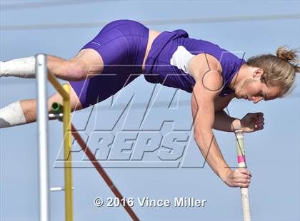 Thumbnail 1 in Sumner vs Enumclaw photogallery.