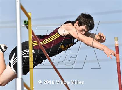 Thumbnail 1 in Sumner vs Enumclaw photogallery.