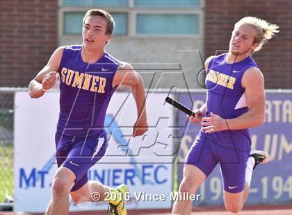 Thumbnail 3 in Sumner vs Enumclaw photogallery.