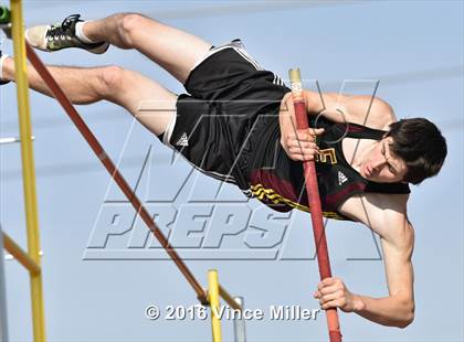 Thumbnail 3 in Sumner vs Enumclaw photogallery.