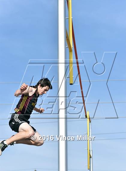 Thumbnail 3 in Sumner vs Enumclaw photogallery.