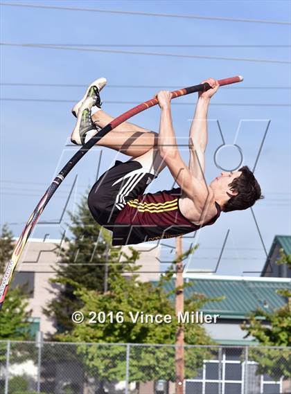 Thumbnail 1 in Sumner vs Enumclaw photogallery.