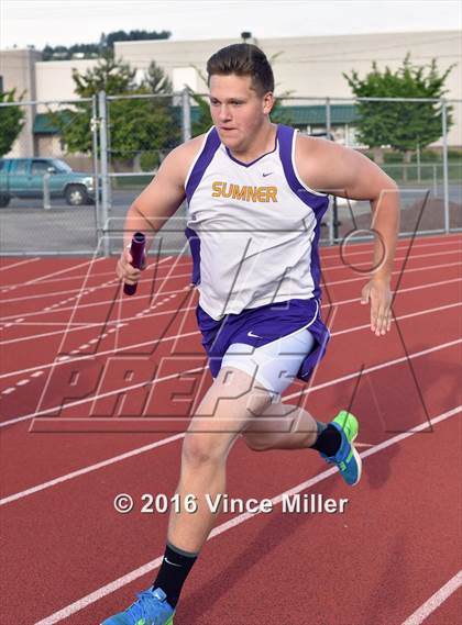 Thumbnail 2 in Sumner vs Enumclaw photogallery.