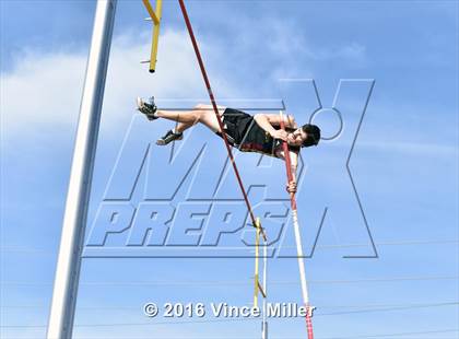 Thumbnail 2 in Sumner vs Enumclaw photogallery.