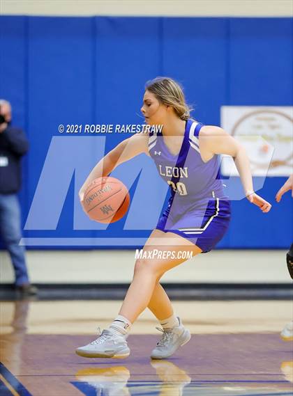 Thumbnail 1 in Martin's Mill vs Leon (UIL 2A Bi-District) photogallery.