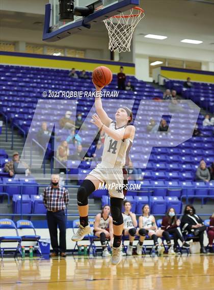 Thumbnail 1 in Martin's Mill vs Leon (UIL 2A Bi-District) photogallery.
