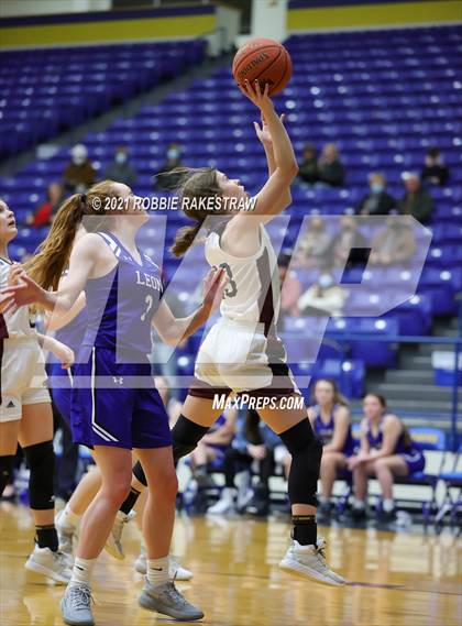 Thumbnail 1 in Martin's Mill vs Leon (UIL 2A Bi-District) photogallery.