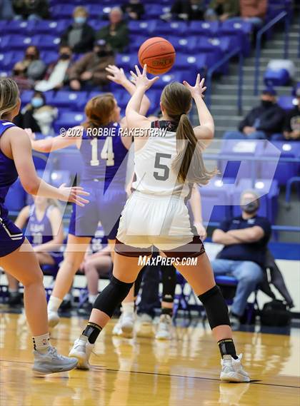 Thumbnail 1 in Martin's Mill vs Leon (UIL 2A Bi-District) photogallery.
