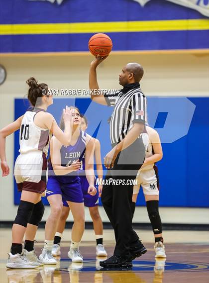 Thumbnail 2 in Martin's Mill vs Leon (UIL 2A Bi-District) photogallery.