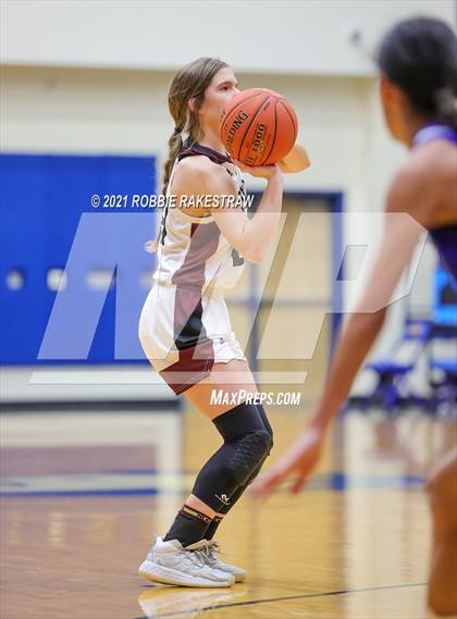 Thumbnail 3 in Martin's Mill vs Leon (UIL 2A Bi-District) photogallery.