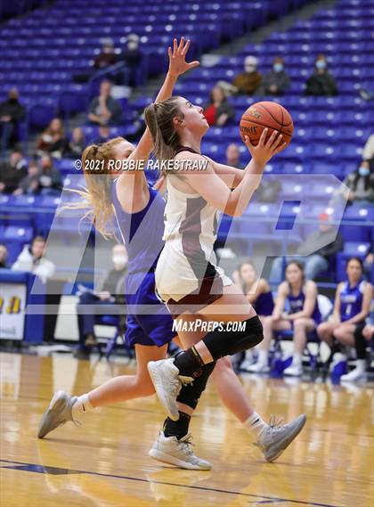 Thumbnail 2 in Martin's Mill vs Leon (UIL 2A Bi-District) photogallery.