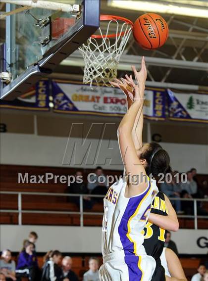 Thumbnail 1 in Solanco @ Lancaster Catholic photogallery.