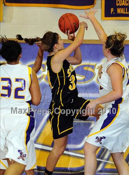 Thumbnail 1 in Solanco @ Lancaster Catholic photogallery.