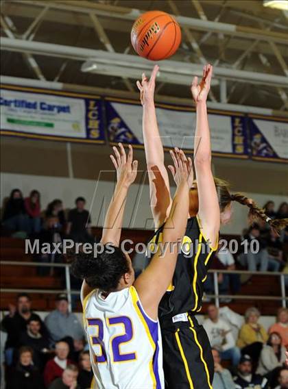 Thumbnail 3 in Solanco @ Lancaster Catholic photogallery.