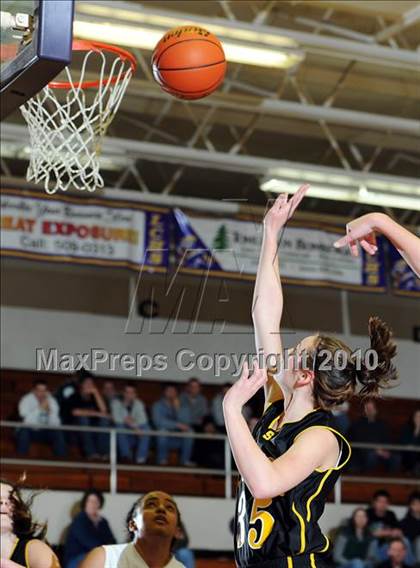 Thumbnail 1 in Solanco @ Lancaster Catholic photogallery.