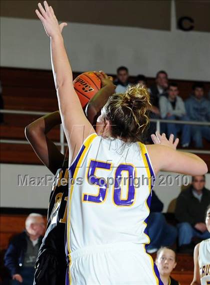 Thumbnail 3 in Solanco @ Lancaster Catholic photogallery.