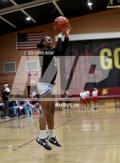 Thumbnail 3 in Mica Mountain vs Tucson High Magnet School (Salpointe Cactus Clash) photogallery.