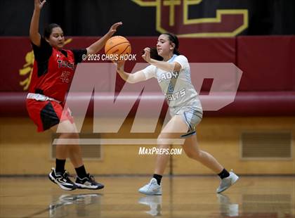 Thumbnail 2 in Mica Mountain vs Tucson High Magnet School (Salpointe Cactus Clash) photogallery.