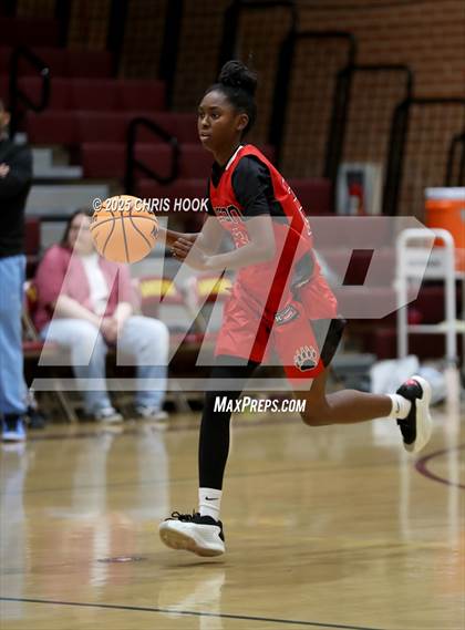 Thumbnail 3 in Mica Mountain vs Tucson High Magnet School (Salpointe Cactus Clash) photogallery.