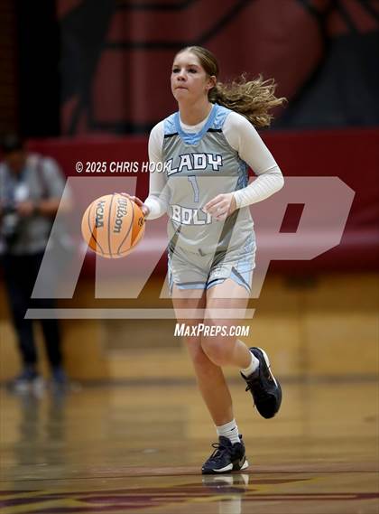 Thumbnail 2 in Mica Mountain vs Tucson High Magnet School (Salpointe Cactus Clash) photogallery.