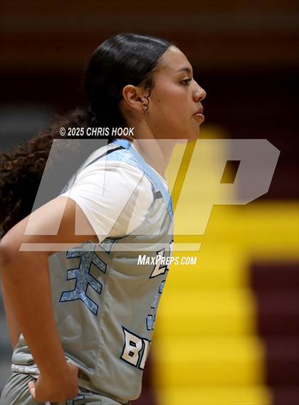 Thumbnail 1 in Mica Mountain vs Tucson High Magnet School (Salpointe Cactus Clash) photogallery.