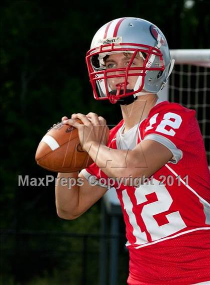 Thumbnail 2 in Covington Catholic @ Dixie Heights (Skyline Chili Crosstown Showdown) photogallery.