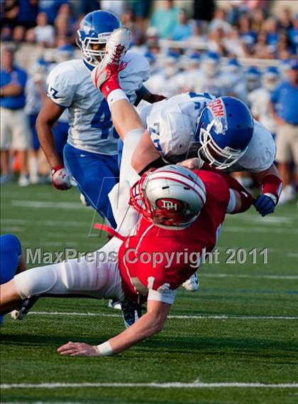 Thumbnail 3 in Covington Catholic @ Dixie Heights (Skyline Chili Crosstown Showdown) photogallery.