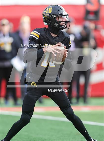 Thumbnail 1 in Bountiful vs. Roy (UHSAA 5A Final) photogallery.