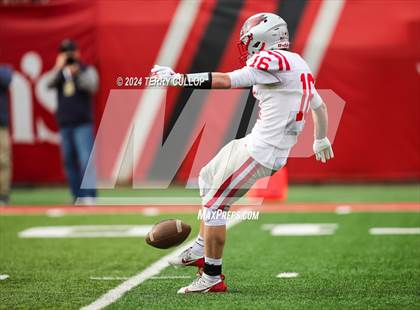 Thumbnail 3 in Bountiful vs. Roy (UHSAA 5A Final) photogallery.