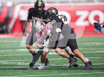 Thumbnail 3 in Bountiful vs. Roy (UHSAA 5A Final) photogallery.