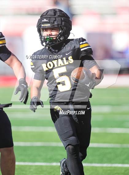 Thumbnail 3 in Bountiful vs. Roy (UHSAA 5A Final) photogallery.