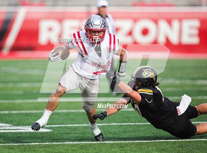 Thumbnail 1 in Bountiful vs. Roy (UHSAA 5A Final) photogallery.