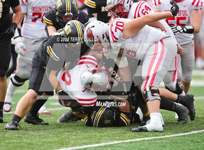 Thumbnail 3 in Bountiful vs. Roy (UHSAA 5A Final) photogallery.