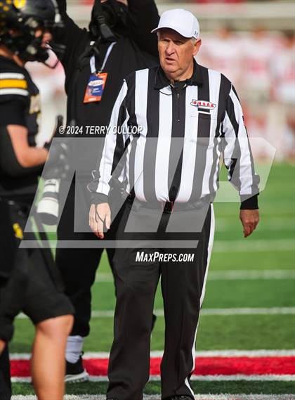Thumbnail 1 in Bountiful vs. Roy (UHSAA 5A Final) photogallery.
