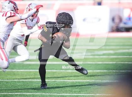 Thumbnail 3 in Bountiful vs. Roy (UHSAA 5A Final) photogallery.